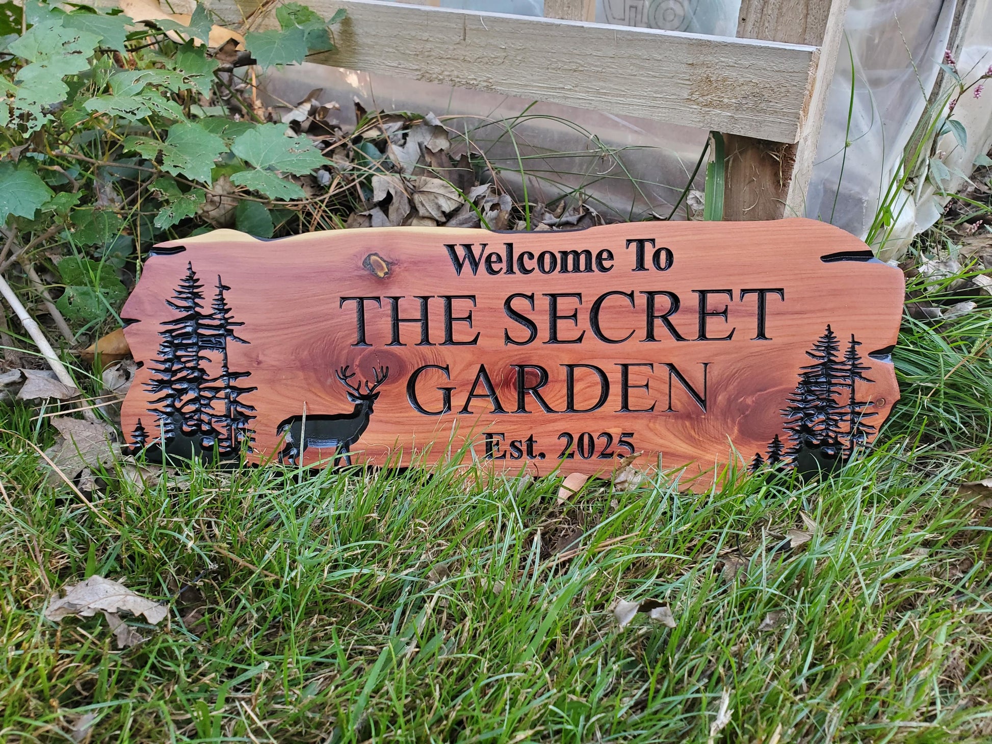 Custom Deer Cabin Sign, Personalized Rustic Vacation Home Wooden Plaque, Family Name Outdoor Wood, Exterior Welcome Est Date, Deer Nature